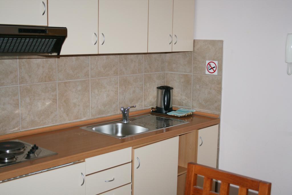 Aparthotel Castrum Novum Novigrad Istria Δωμάτιο φωτογραφία
