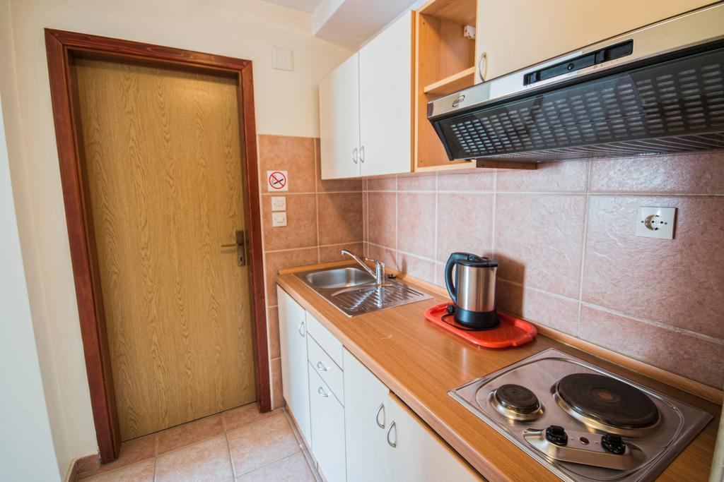 Aparthotel Castrum Novum Novigrad Istria Δωμάτιο φωτογραφία