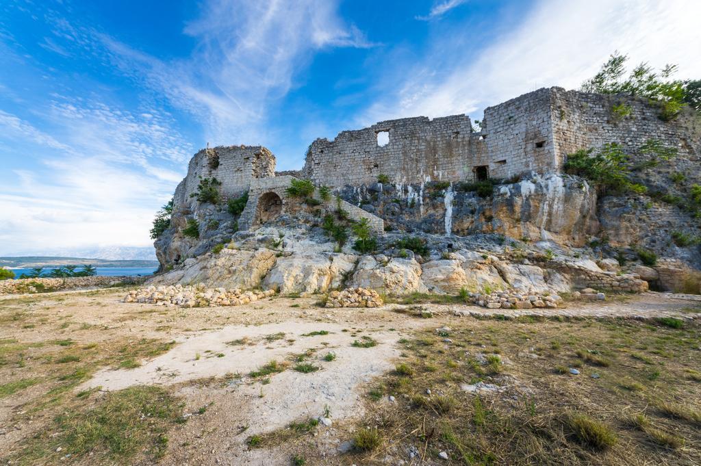 Aparthotel Castrum Novum Novigrad Istria Εξωτερικό φωτογραφία